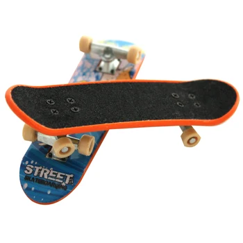 4 Ks Professional Mini Fingerboards/ Prst Skateboard, Jedinečné Matný Povrch (Náhodné Vzory a Farby)