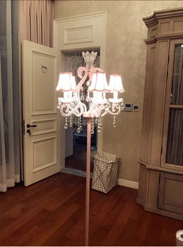 Crystal vertikálne poschodí lampa ružová Európsky štýl Princezná vietor izba, spálňa, nočné lampy, módne poschodí lampa