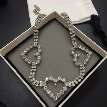 Devätnásť Nové Mini Móda Triple Láska Crystal Náhrdelník Elegantné Temperament Choker Náhrdelník Šperky