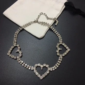 Devätnásť Nové Mini Móda Triple Láska Crystal Náhrdelník Elegantné Temperament Choker Náhrdelník Šperky