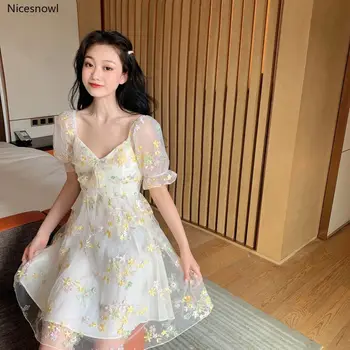 Francúzsky Kvetinový Šaty Ženy Sexy Lístkového Rukáv Čipky Šifón Tlač Mini Šaty Žien Lete Kórejský Štýl Vintage Víla Šaty Nové 2020