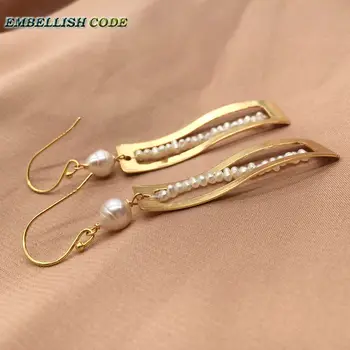 Jemné štýl Dizajnu háčik náušnice 3 mm nepravidelný biela prírodných sladkovodných perál Vlna tvar Obdĺžnika zlatá farba