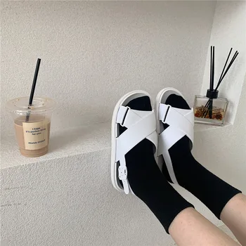 Kríž Popruh Ríme Topánky Ženy Letné Sandále Bytov 2021 Nové Biele Topánky Bežné Ženské Plastové Sandále pre Dovolenku Pláže Topánky