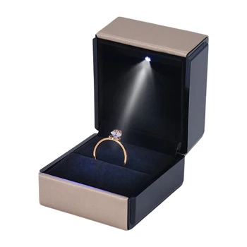 LED Osvetlené Náušnice Krúžok Darčeka Svadobné Zásnubný Prsteň, Šperky Zobraziť Držiteľ R7RF