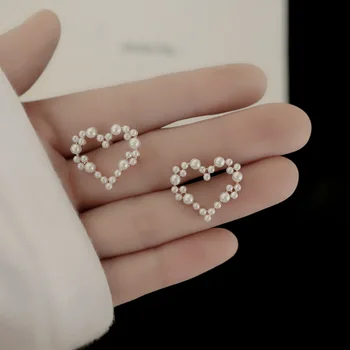 Láska stud náušnice zmluvne duté-out pearl náušnice Han Guodong dvere web celebrity s náušnice produkt joker