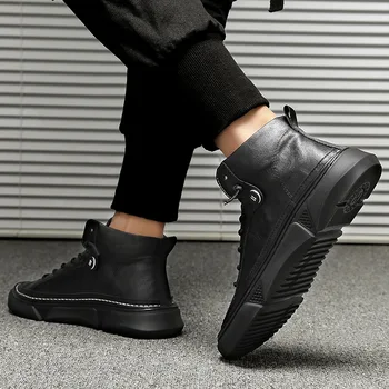 Pánske topánky 2020 nové jeseň high-top mäkké kožené topánky, módne pánske topánky, kórejská verzia Chao Joker čierny pedál topánky 24651