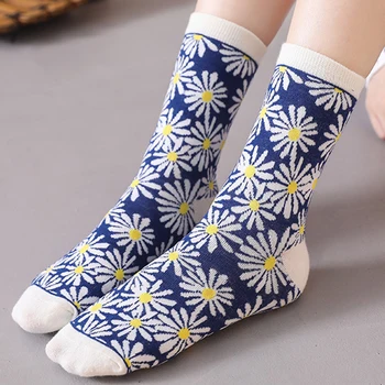 Trubice Ponožky Kvet Daisy Zábavné skateboard ponožky Kawaii Chryzantéma Japonských Žien, Ponožky Koleno Opojení Bežné Ponožky Streetwear Nové
