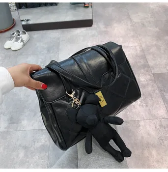 Zimné 2020 nových prímestských jednoduché kabelky pre ženy v malom námestí tašky textúra Lingge temperament podpazušia tašky, módne kabelky